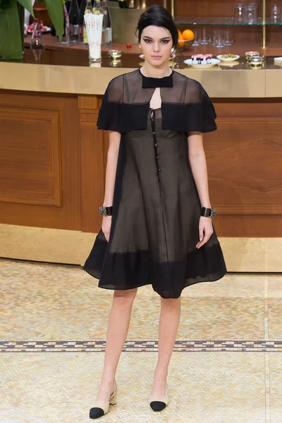 Look 92